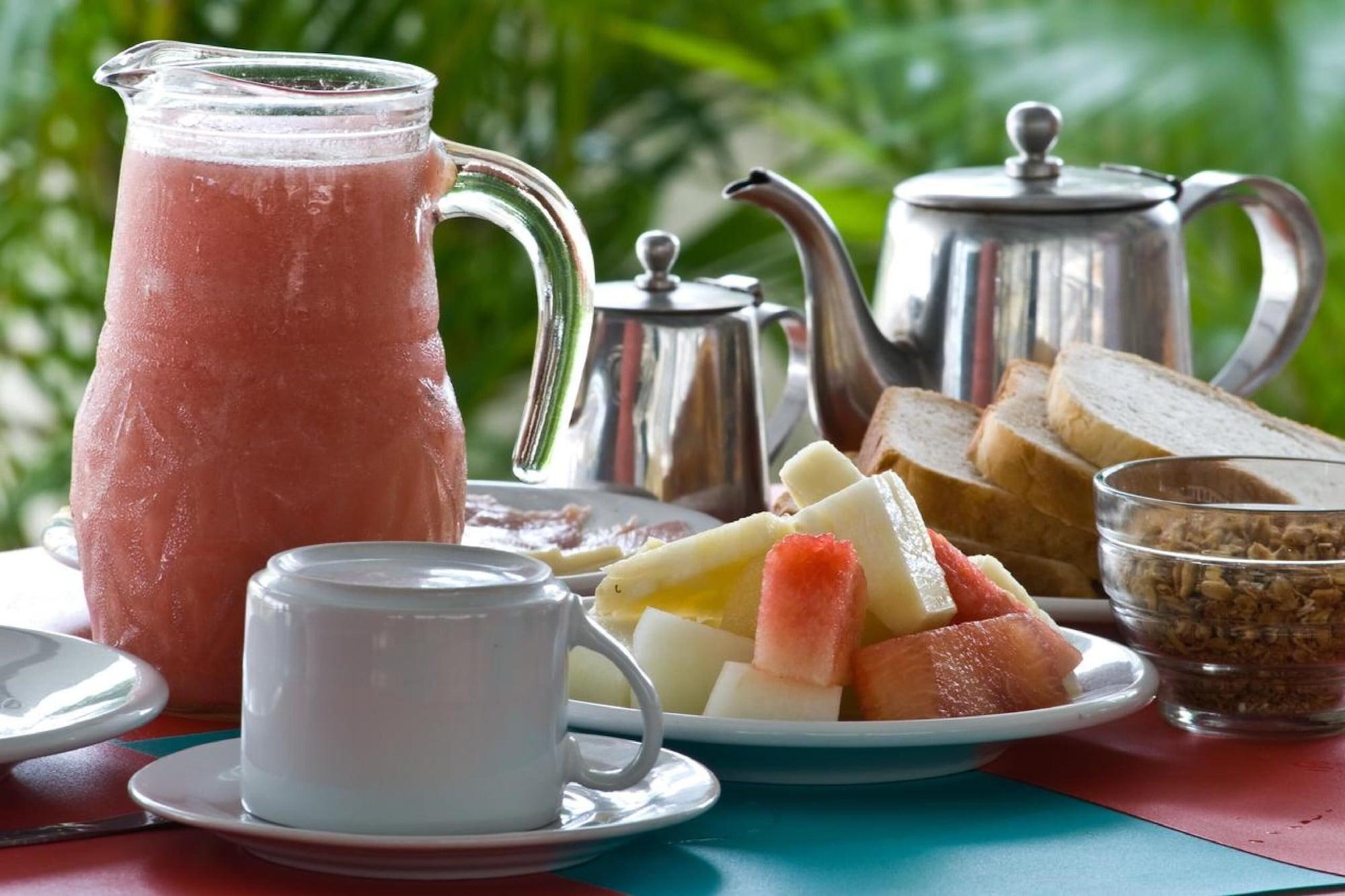 OYO Hotel Arembepe Beach Hotel Buitenkant foto
