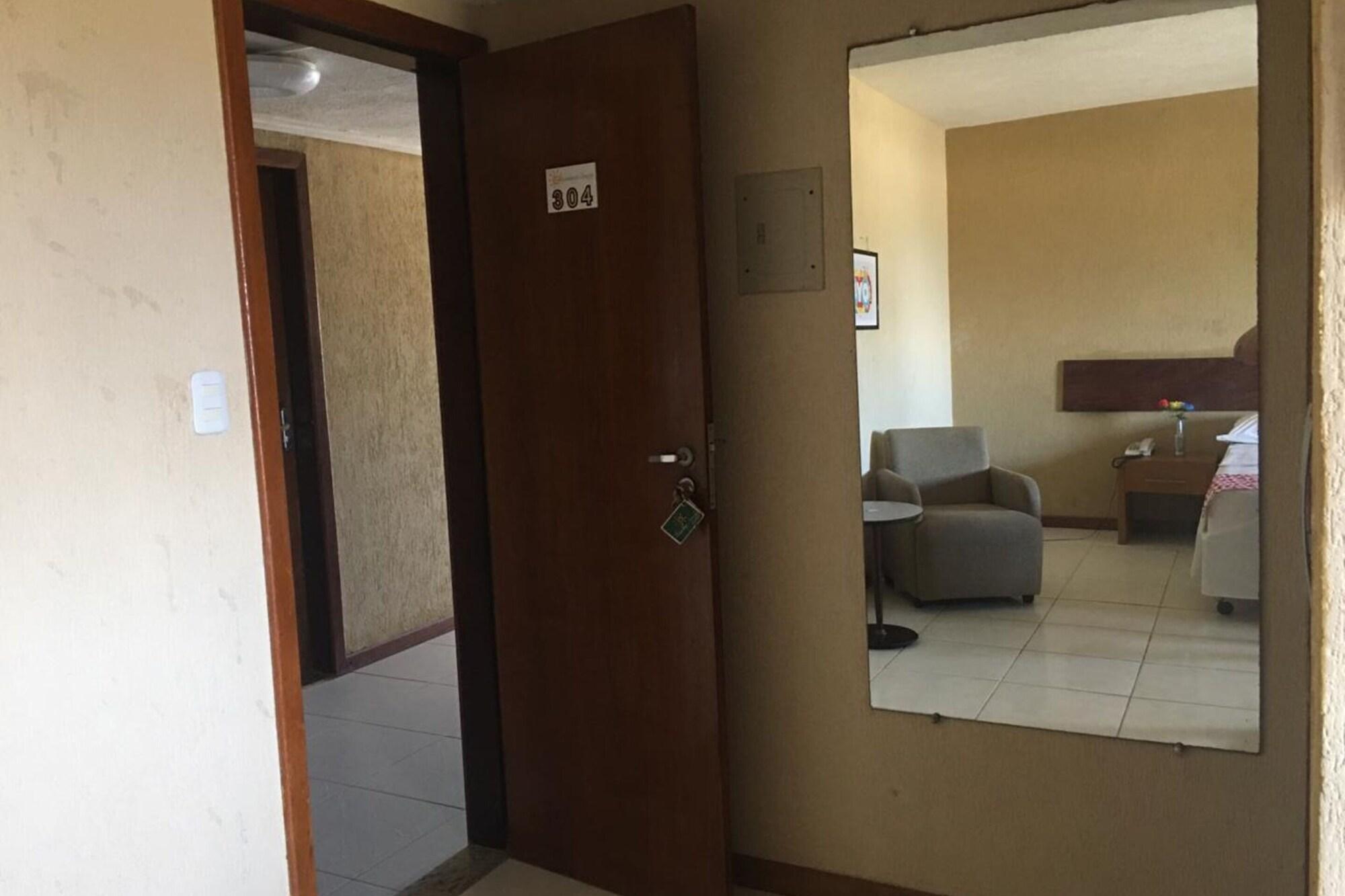 OYO Hotel Arembepe Beach Hotel Buitenkant foto