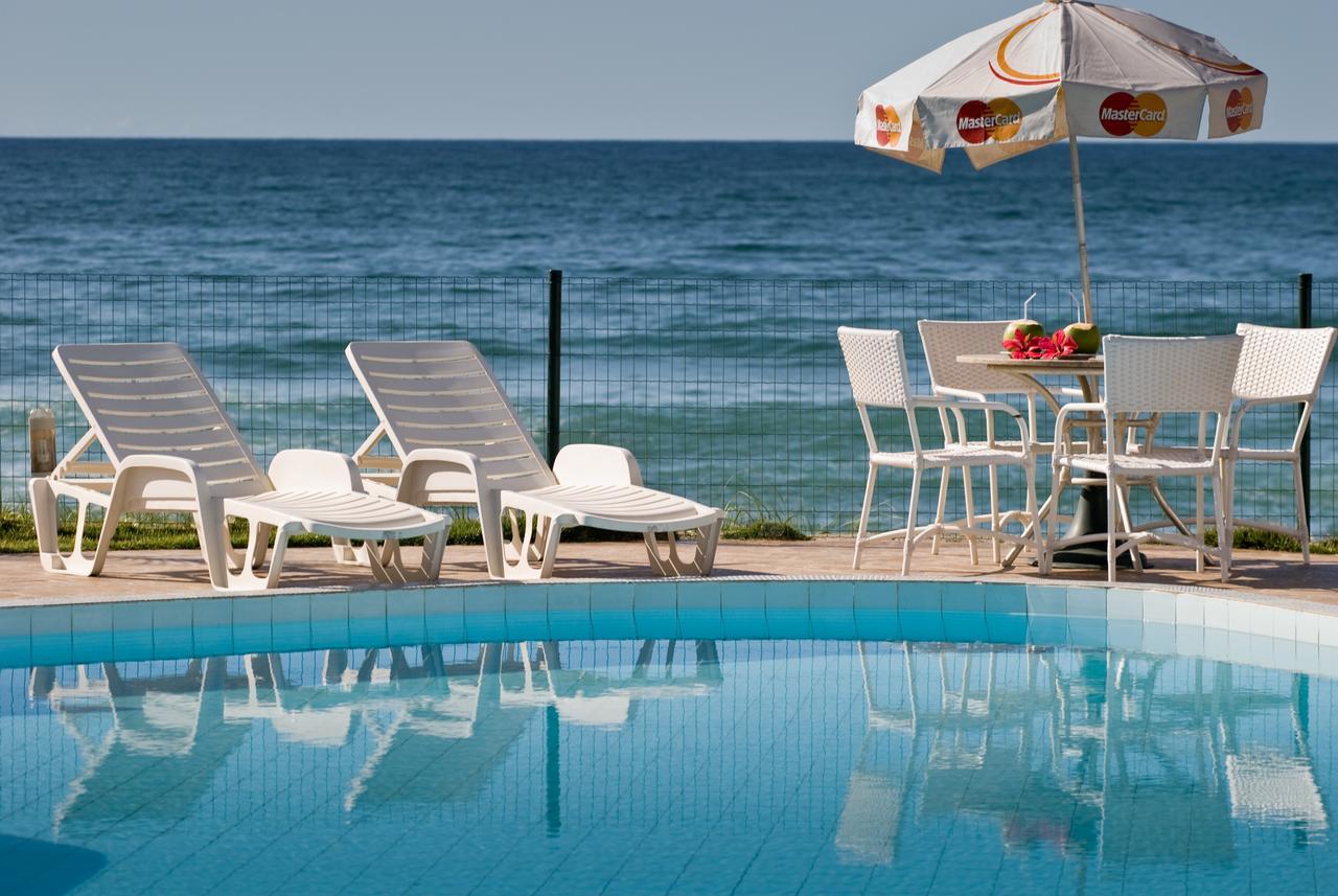 OYO Hotel Arembepe Beach Hotel Buitenkant foto